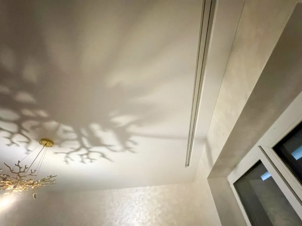 Рейтинг лучших производителей натяжных потолков 2026